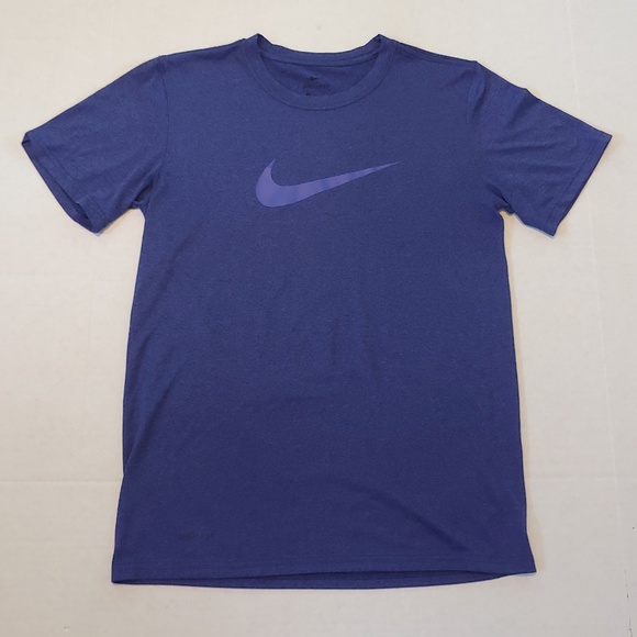 purple nike swoosh